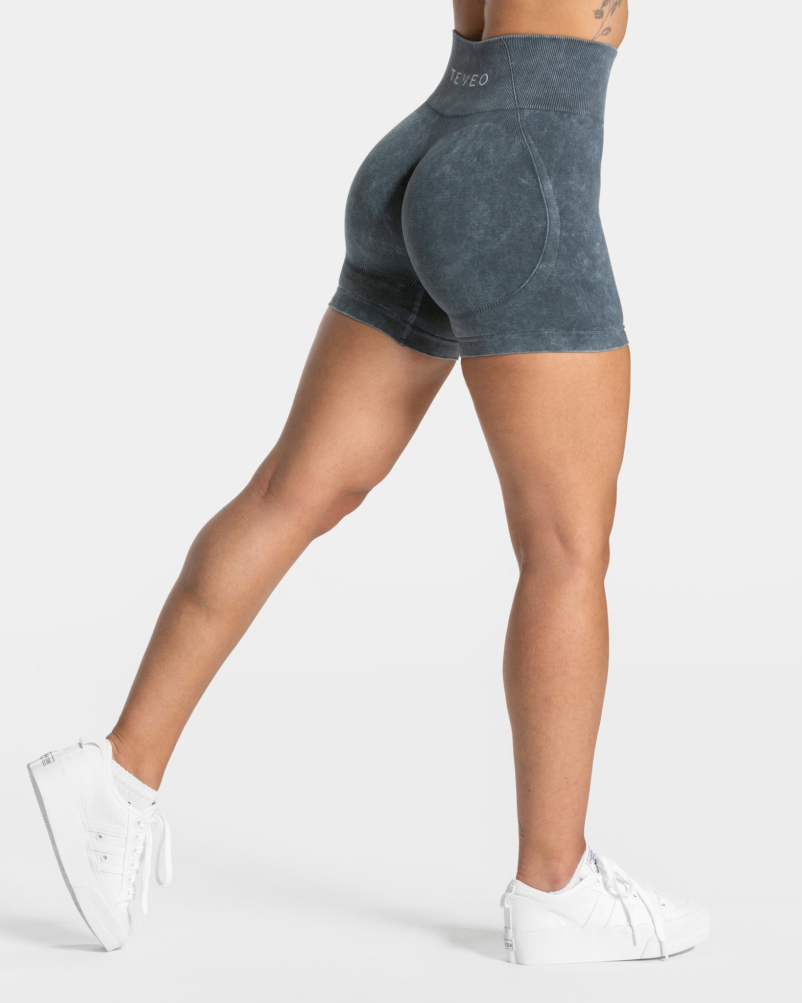 Acid Covert Scrunch Short „Navy“