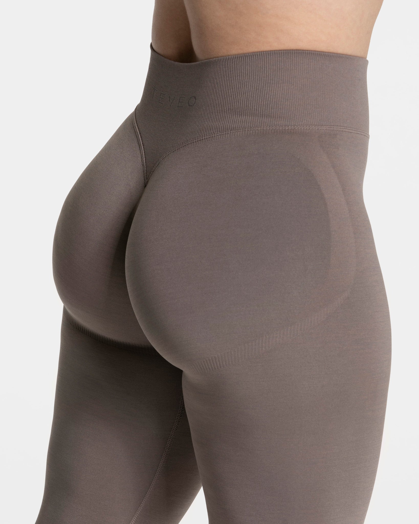Femme Sculpt Scrunch Leggings „Mokka“