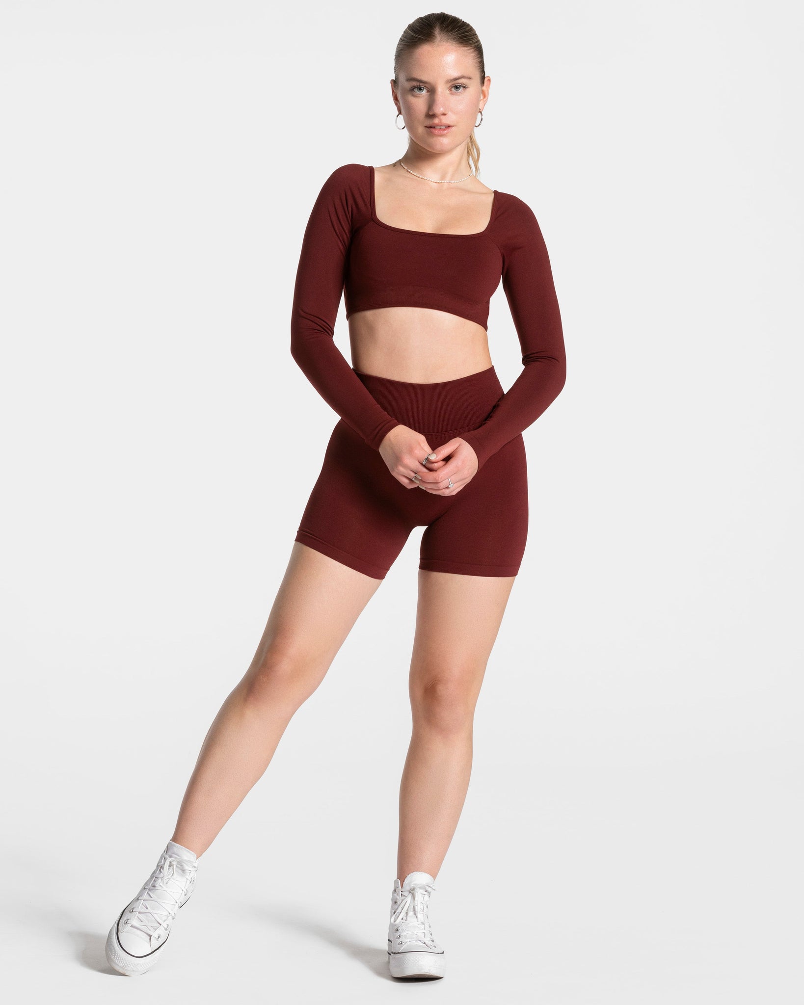 Femme Backless Longsleeve "Weinrot"