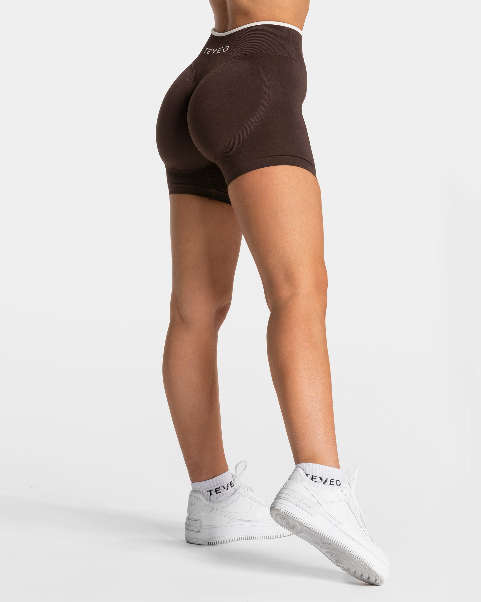 Ignite Sculpt Scrunch Short „Espresso“