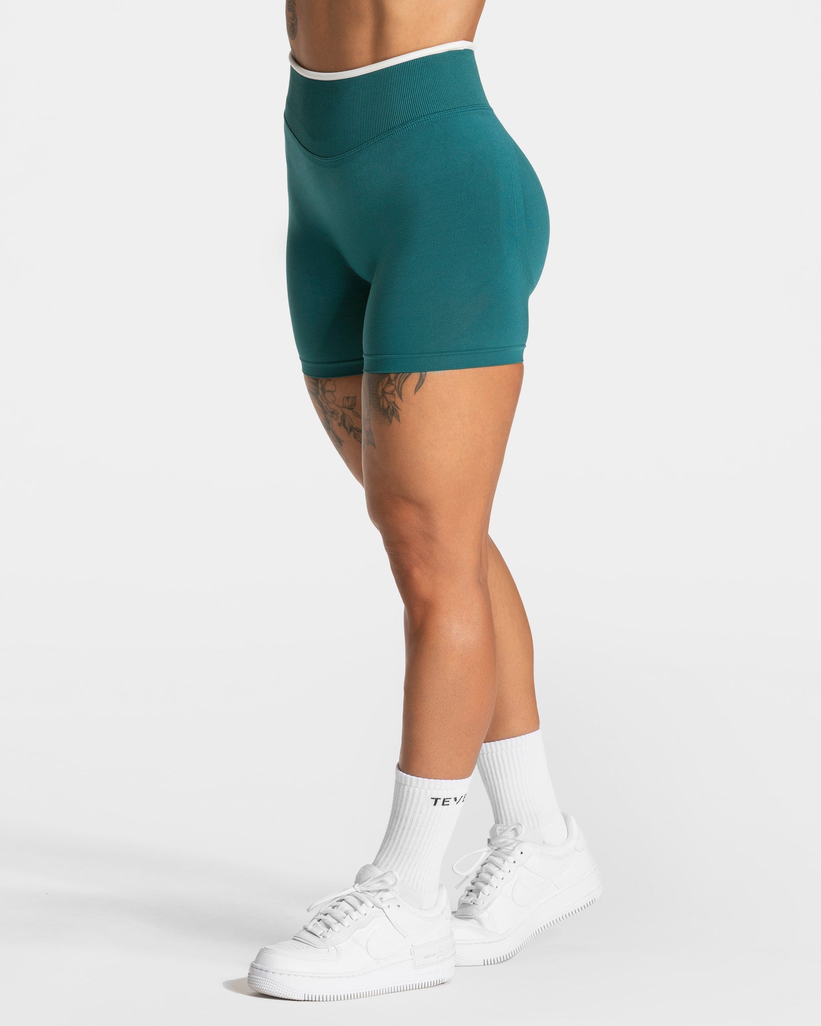 Ignite Sculpt Scrunch Short „Petrol“
