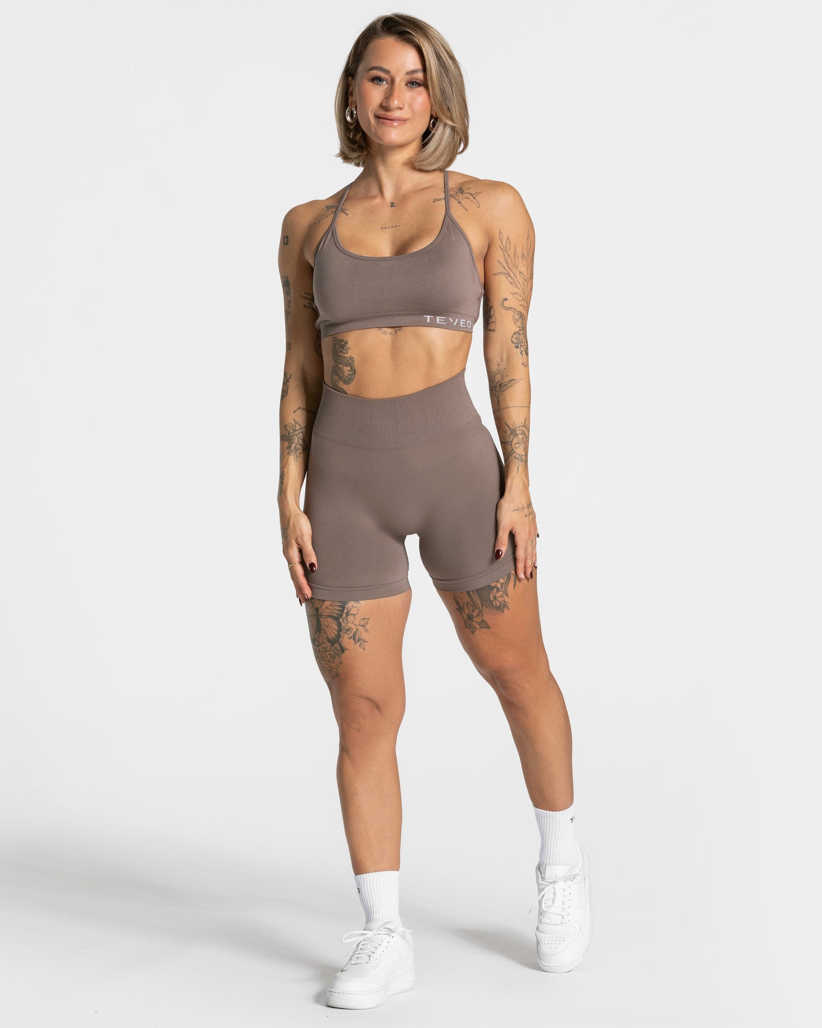 Pure Covert Scrunch Short „Mokka“