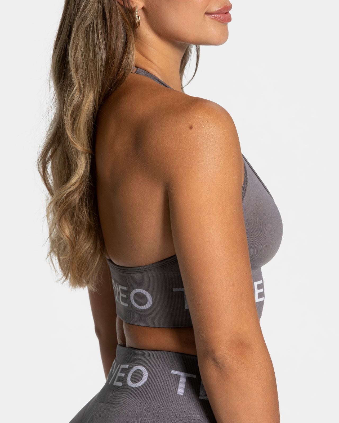 Signature Neckholder Bh „Graphit“