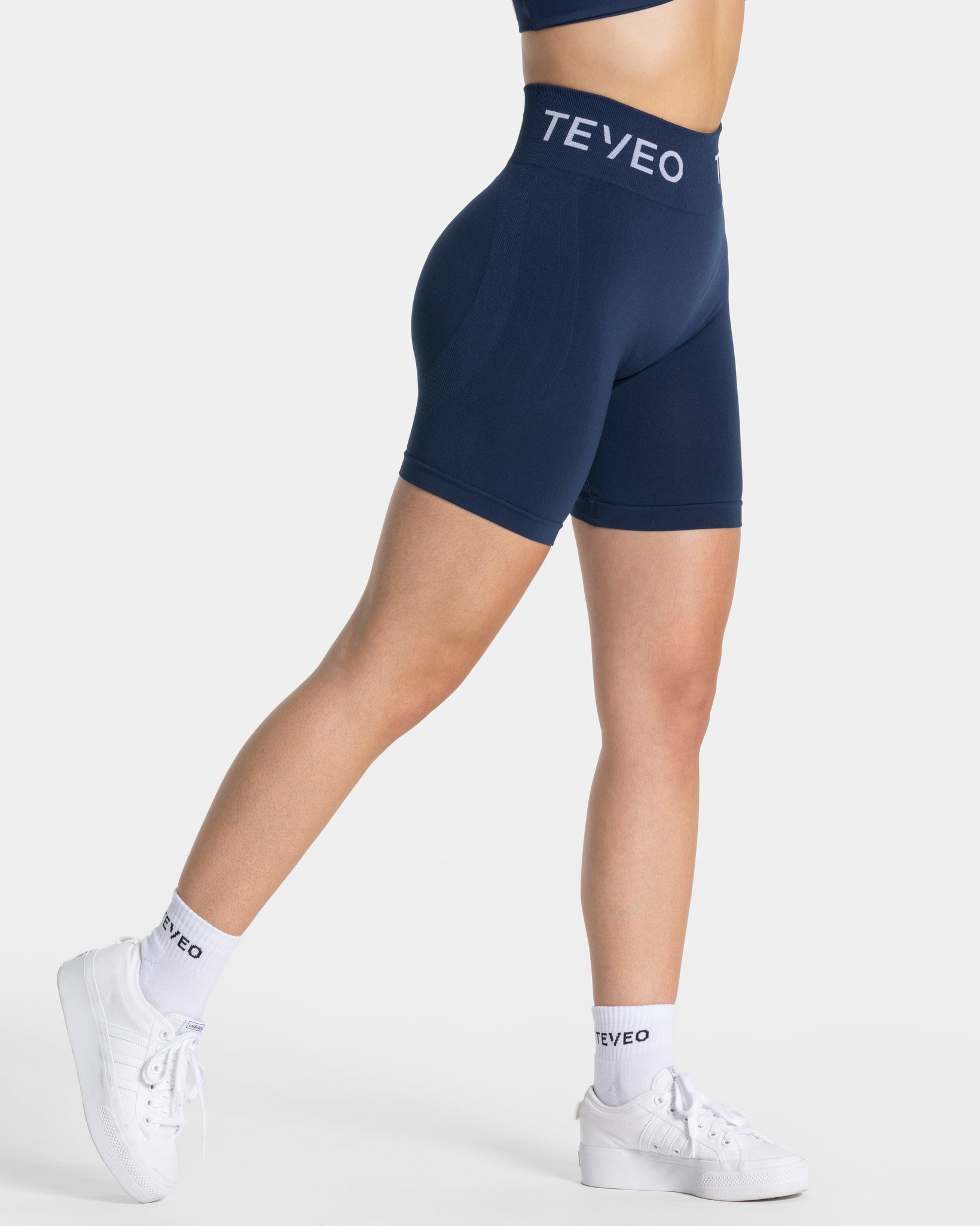 Signature Scrunch Short „Dunkelblau“