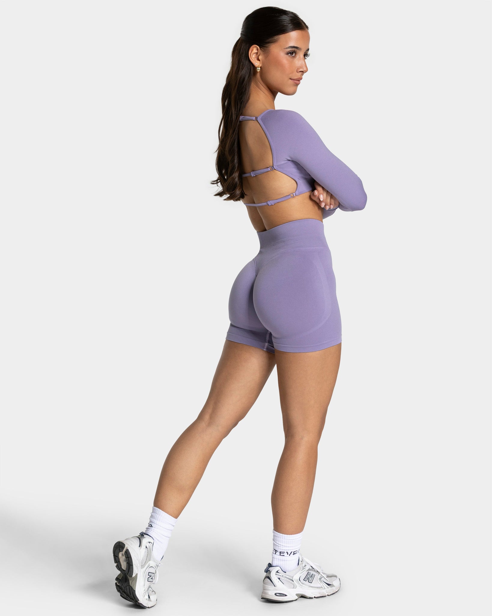 Femme Sculpt Scrunch Short „Lavendel“
