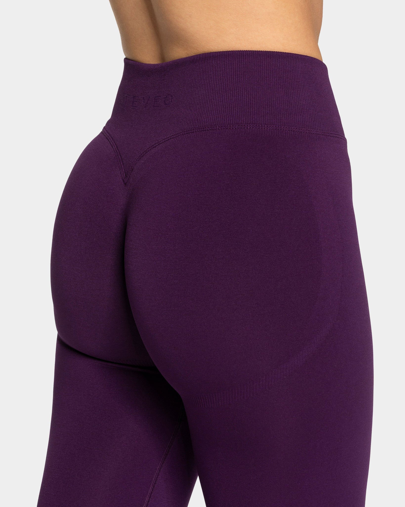 Femme Sculpt Scrunch Leggings „Aubergine“