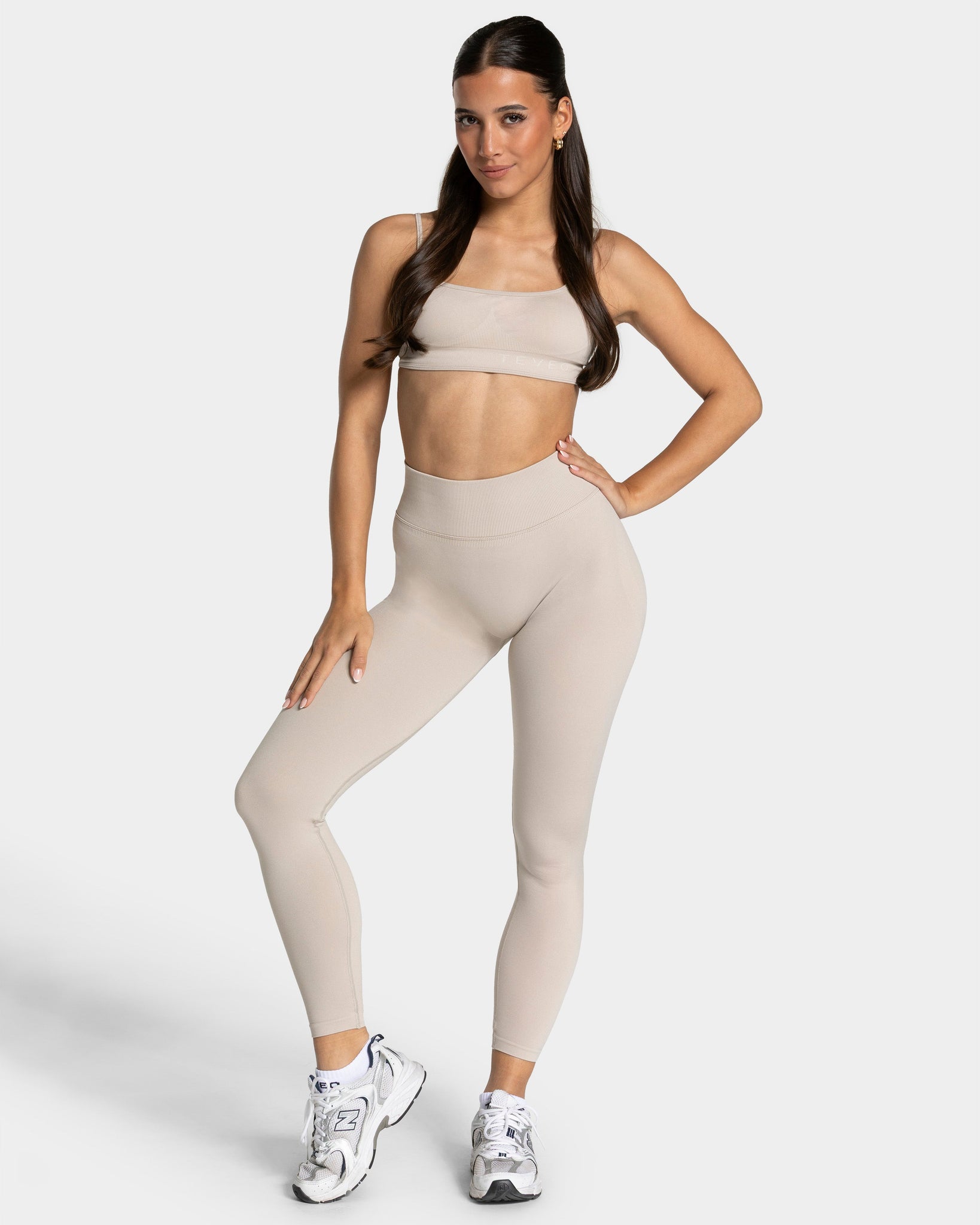 Femme Sculpt Scrunch Leggings „Creme“