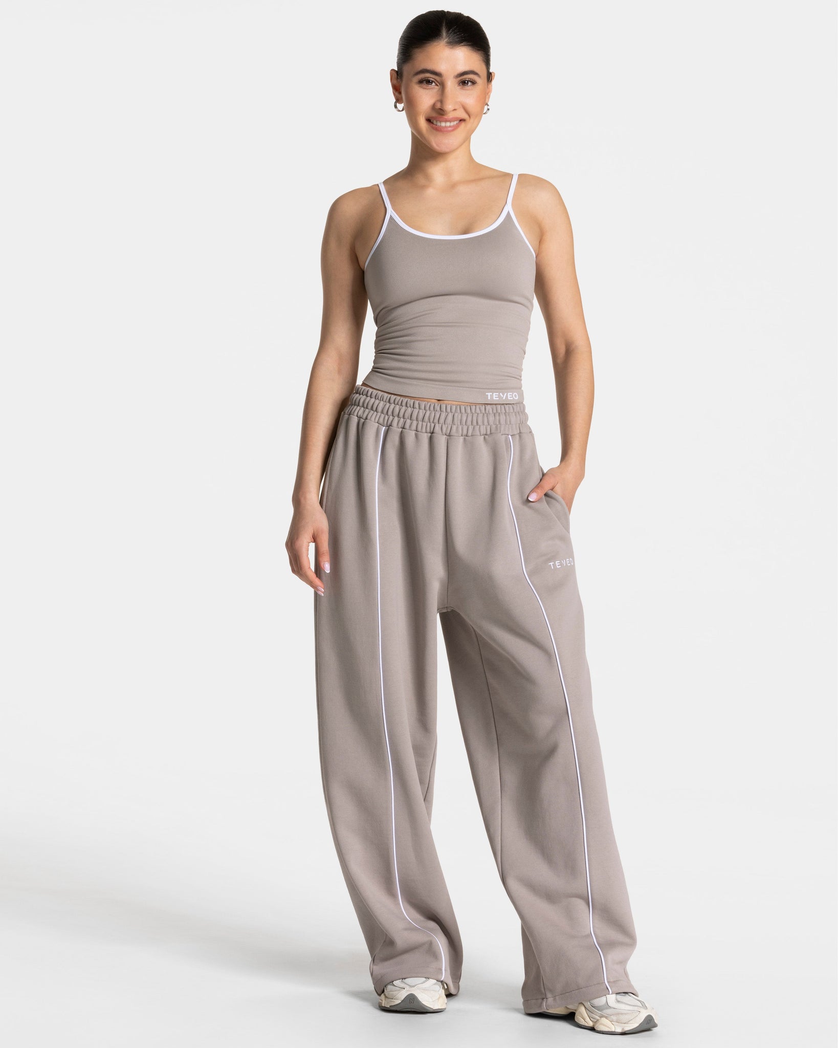 Ignite Cami Top „Stone“