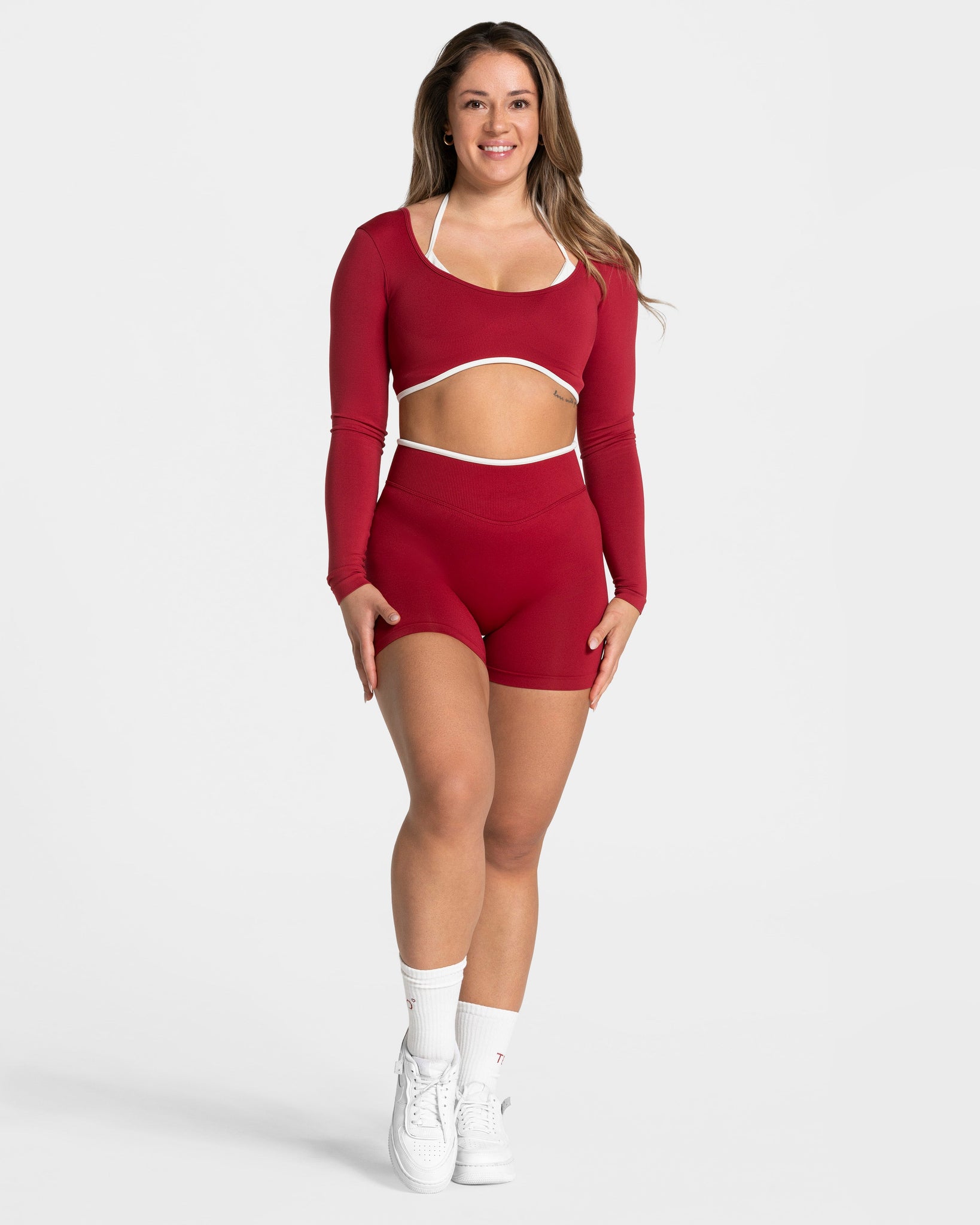 Ignite Sculpt Scrunch Short „Kirsche“
