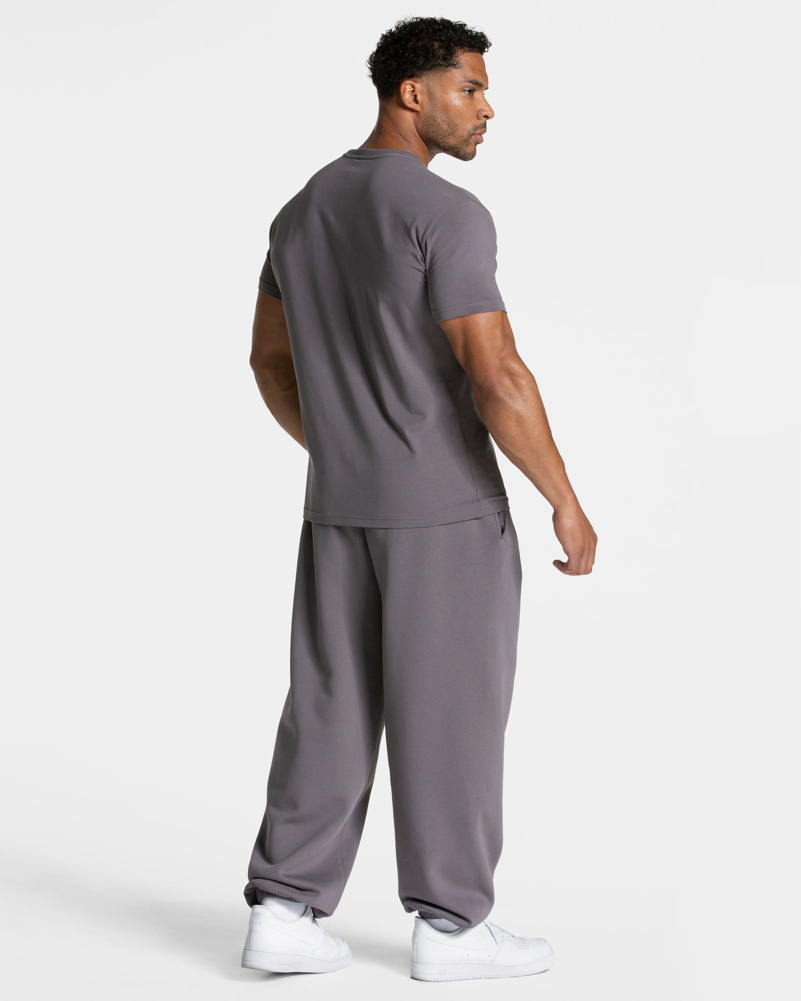 Timeless Pro Fitted T-Shirt "Graphit"