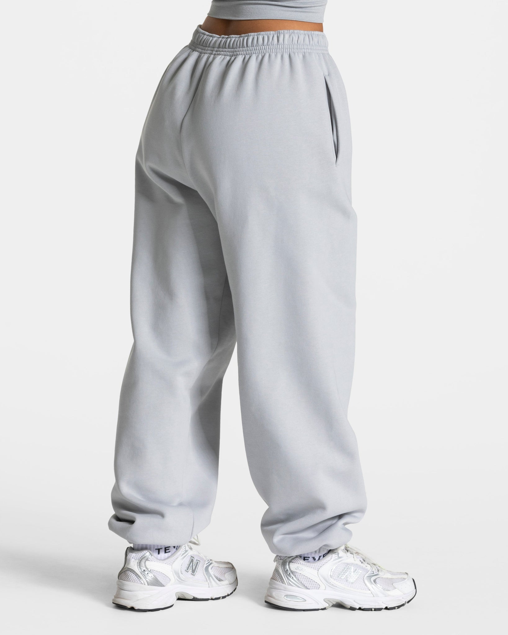 Timeless Pro Jogger „Hellgrau“