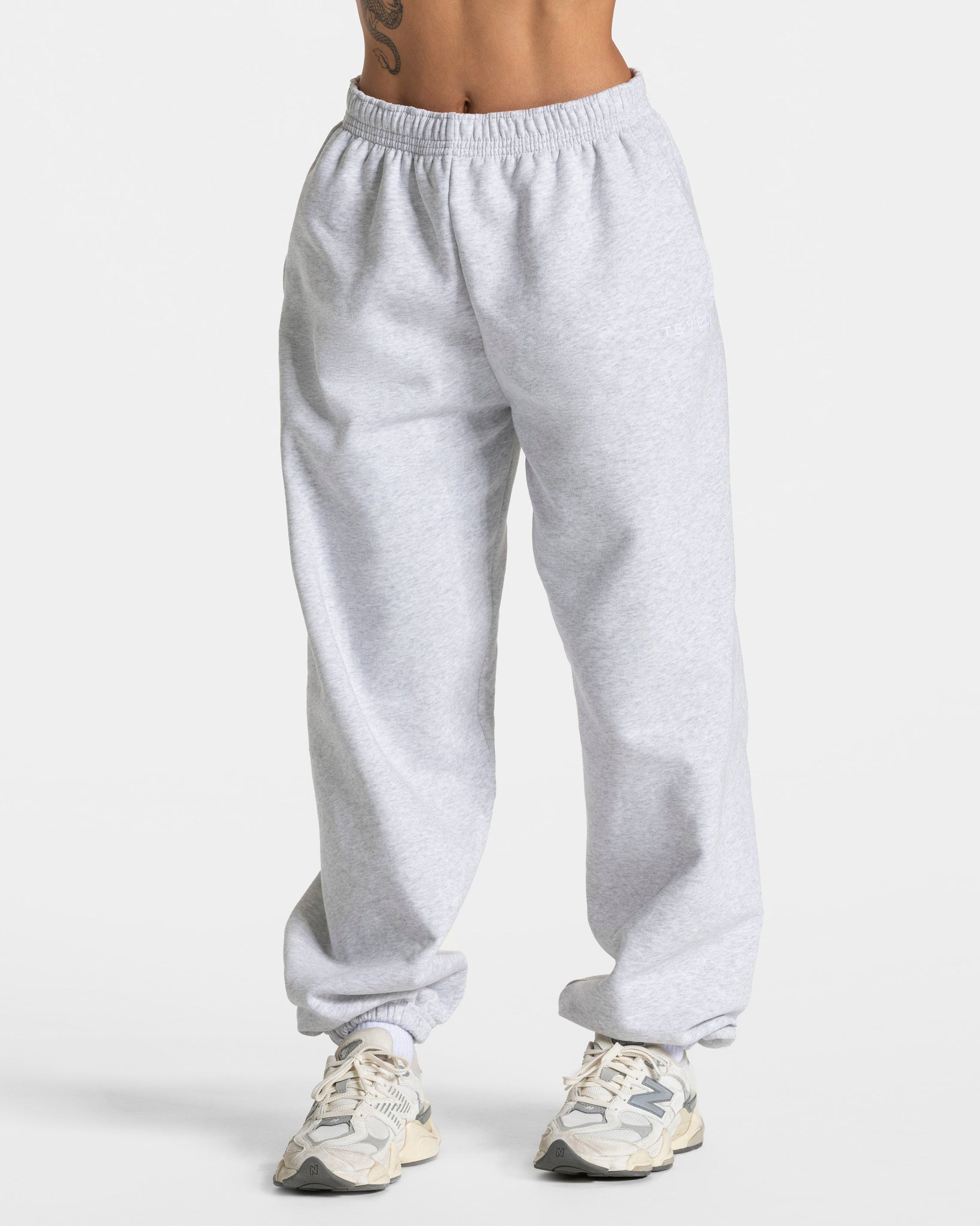 Timeless Pro Jogger „Hellgrau Meliert“