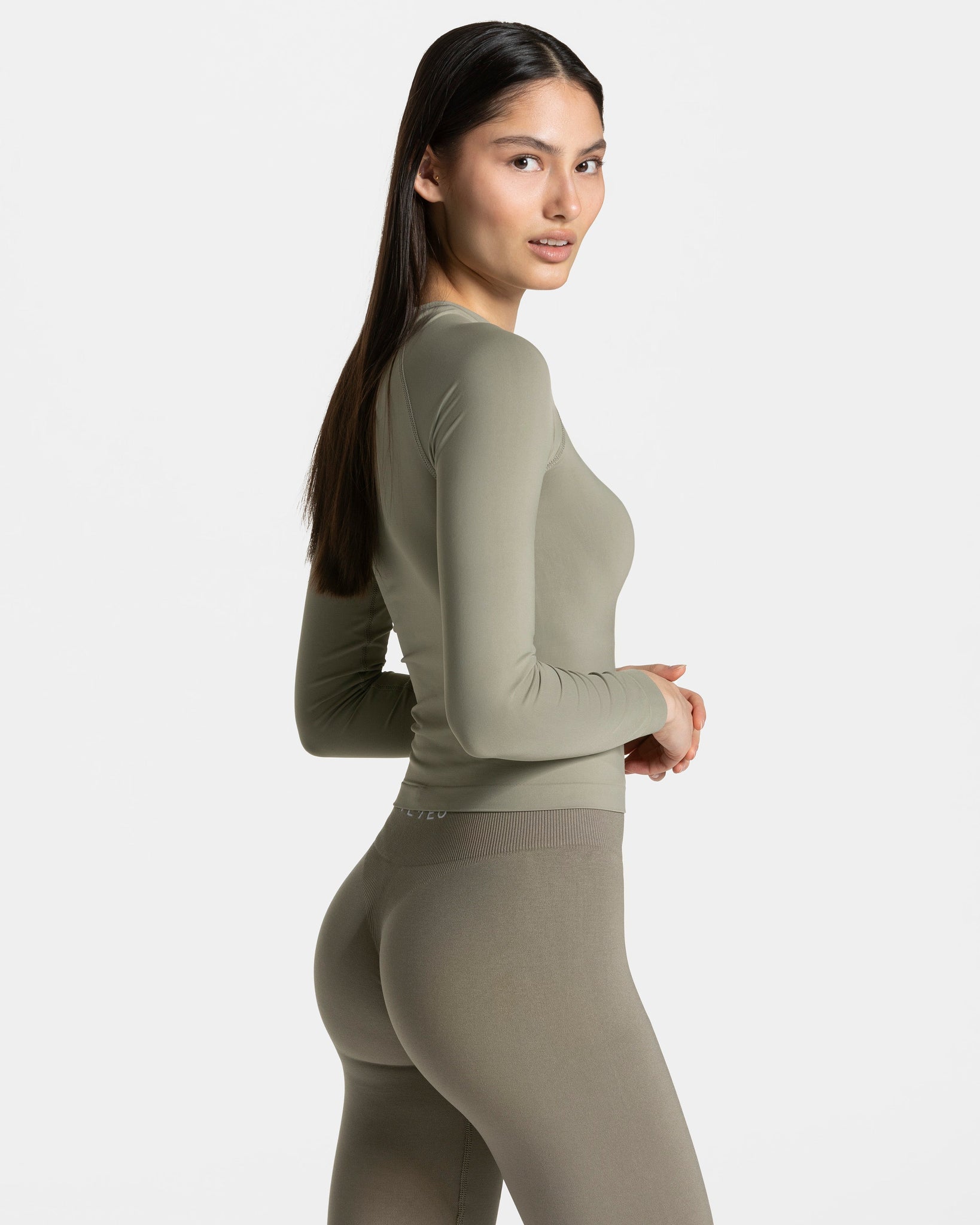 Timeless Pro Longsleeve "Khaki"