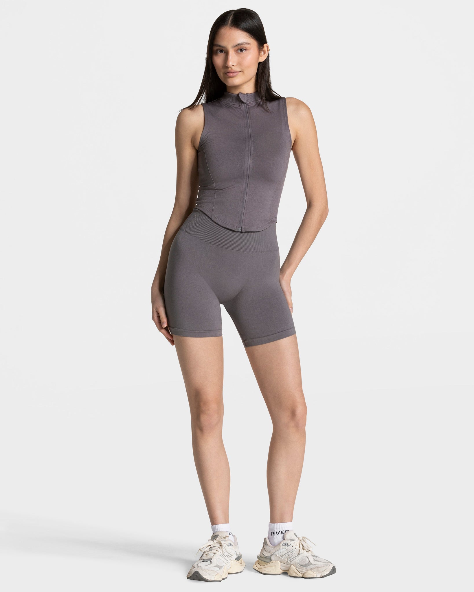 Timeless Pro Short "Graphit"