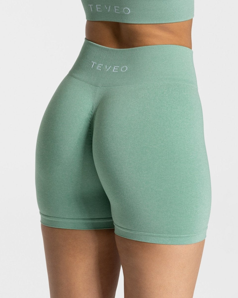 Zeitlose Scrunch Short "Salbei"